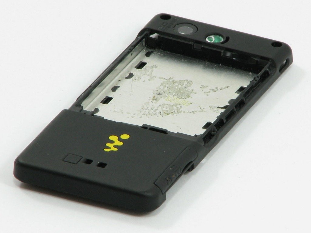 SONY ERICSSON W880i Original Case Grade B  GSM WHOLESALE